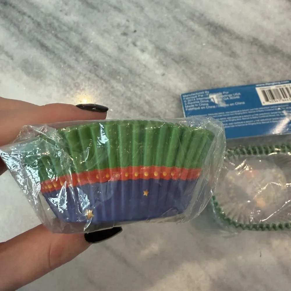 Ringling Brothers Barnum & Bailey Circus Birthday Party Cupcake Liners 50ct New